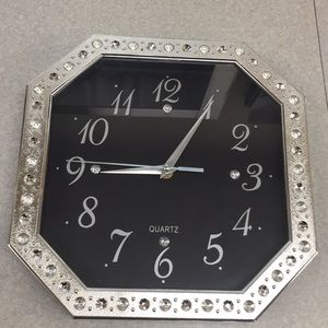 Bling bling clock